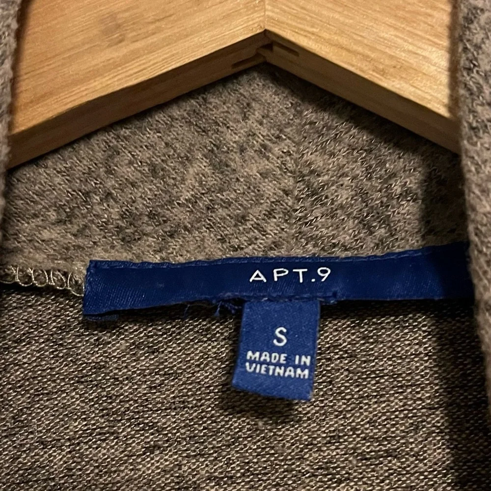 APT 9 Women’s Cardigan in Taupe - Picture 6 of 8
